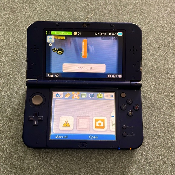 Nintendo Other - Nintendo 3ds Xl galaxy